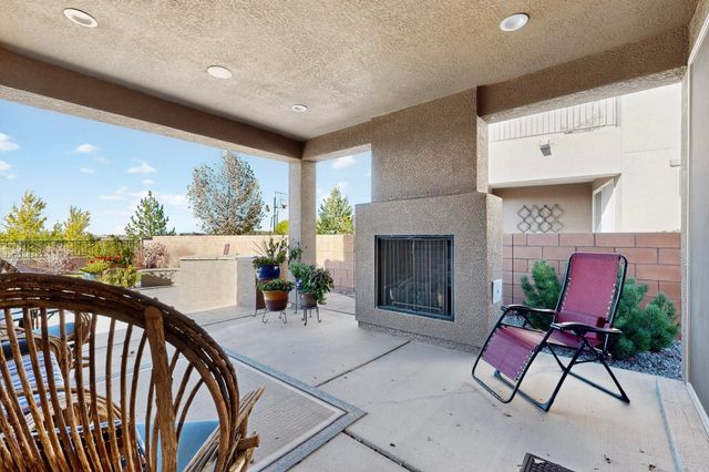 4197 Las Brisas, Santa Fe, NM 87507