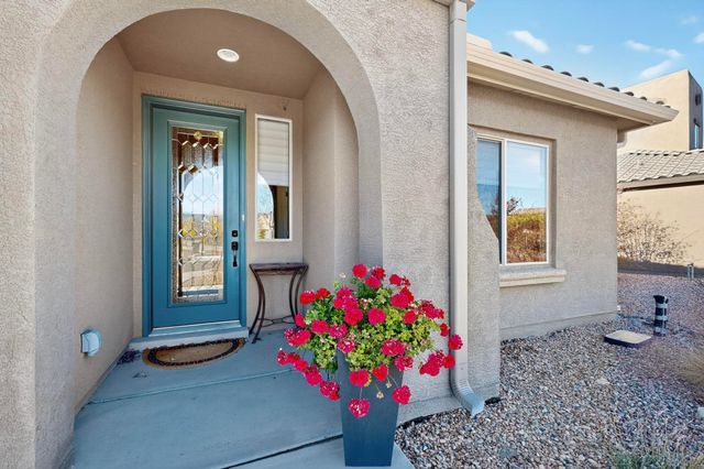 4197 Las Brisas, Santa Fe, NM 87507