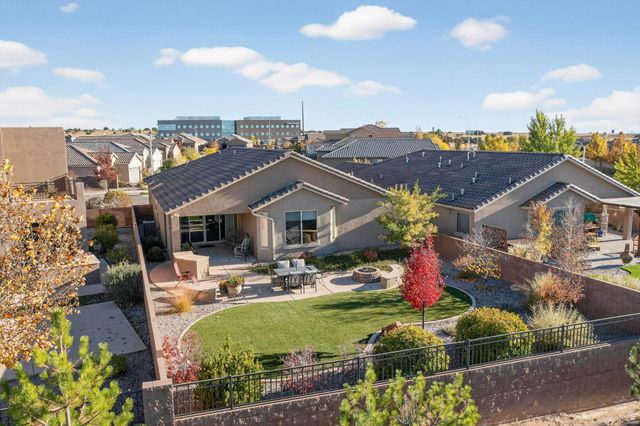 4197 Las Brisas, Santa Fe, NM 87507