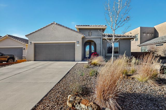 4197 Las Brisas, Santa Fe, NM 87507