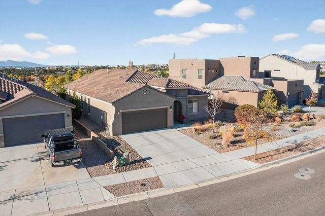 4197 Las Brisas, Santa Fe, NM 87507