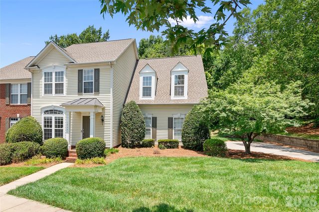 14661 Greenpoint Lane, Huntersville, NC 28078