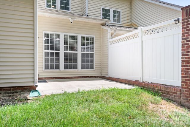 14661 Greenpoint Lane, Huntersville, NC 28078
