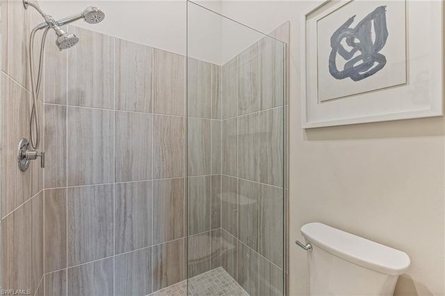 6956 Chapel Creek LN, North Fort Myers, FL 33917