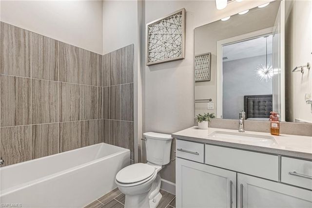 6956 Chapel Creek LN, North Fort Myers, FL 33917