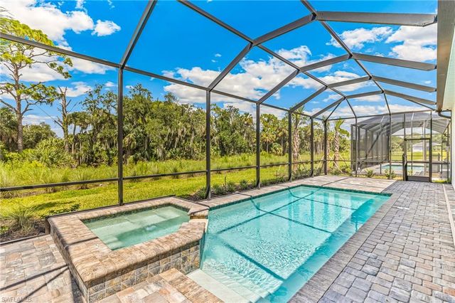 6956 Chapel Creek LN, North Fort Myers, FL 33917
