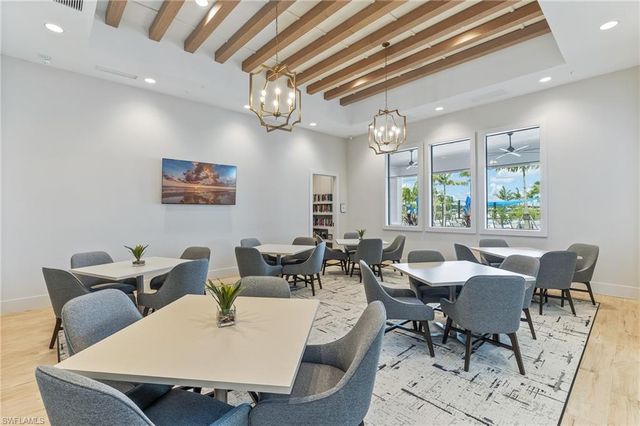 6956 Chapel Creek LN, North Fort Myers, FL 33917
