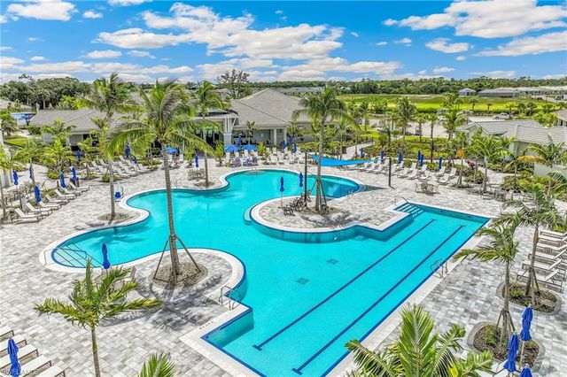 6956 Chapel Creek LN, North Fort Myers, FL 33917
