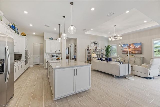 6956 Chapel Creek LN, North Fort Myers, FL 33917