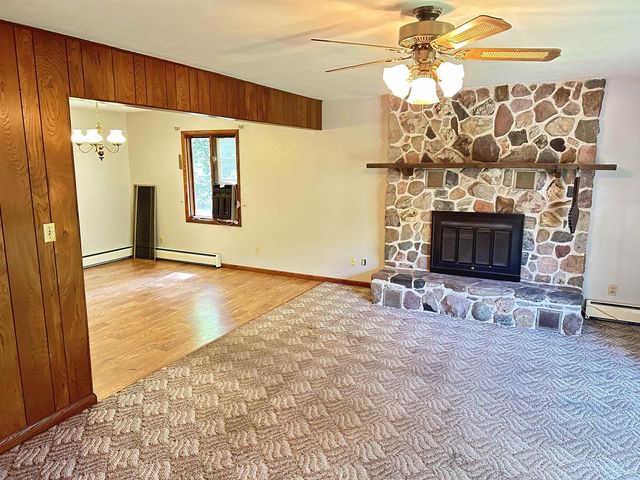 3841 W Bass Creek Road, Beloit, WI 53511