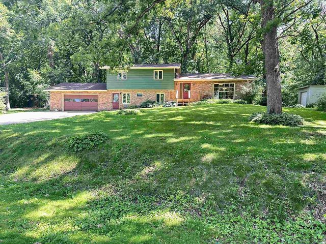 3841 W Bass Creek Road, Beloit, WI 53511