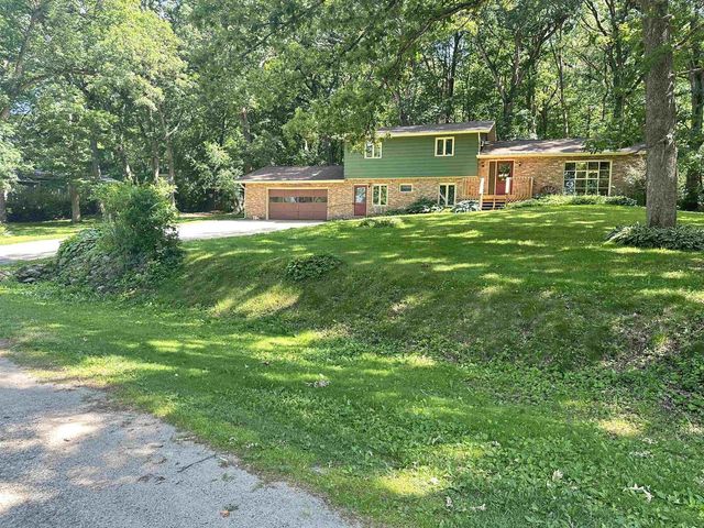3841 W Bass Creek Road, Beloit, WI 53511