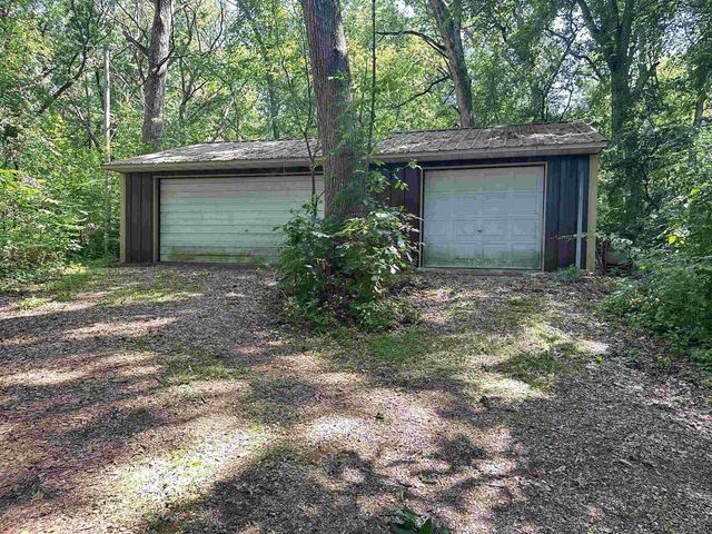 3841 W Bass Creek Road, Beloit, WI 53511