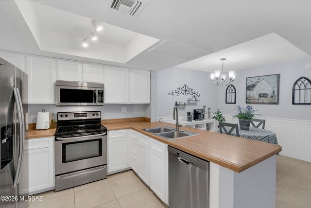 2972 W Katapa Trail, Tucson, AZ 85742