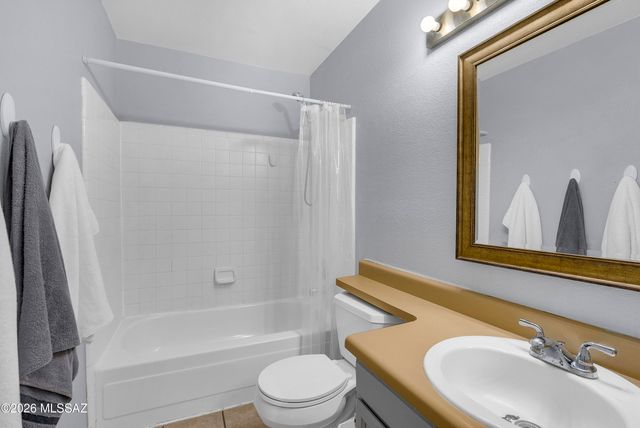 2972 W Katapa Trail, Tucson, AZ 85742