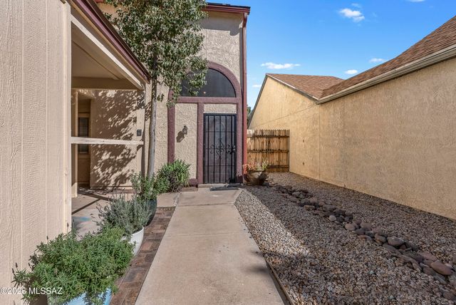 2972 W Katapa Trail, Tucson, AZ 85742