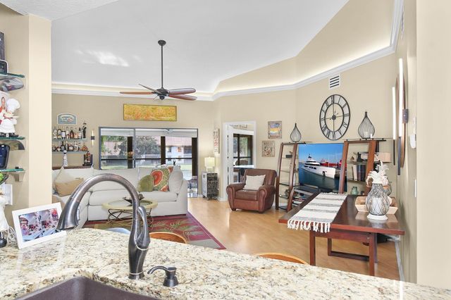 6040 SE Martinique Drive, Stuart, FL 34997