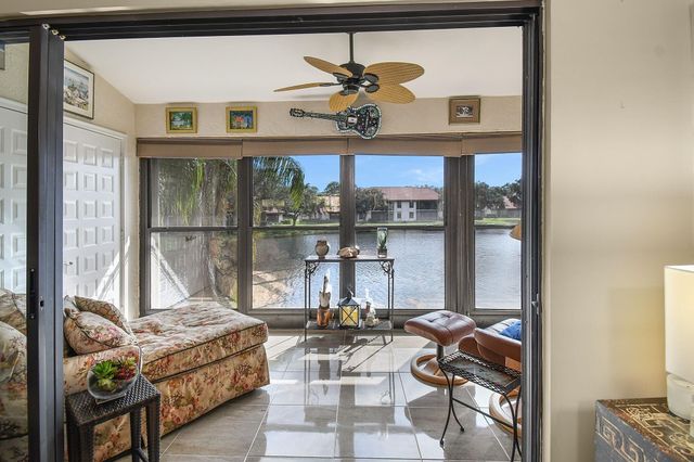 6040 SE Martinique Drive, Stuart, FL 34997