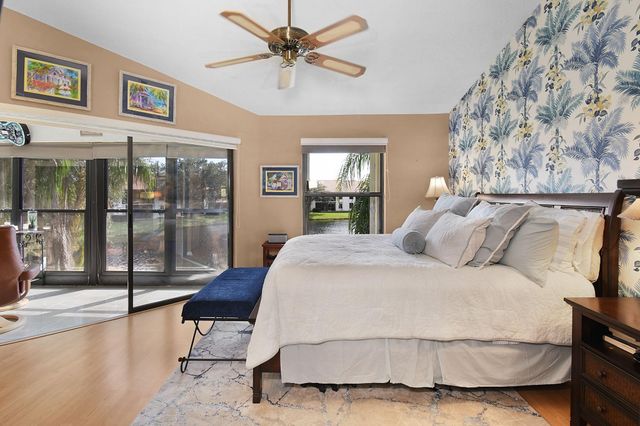 6040 SE Martinique Drive, Stuart, FL 34997