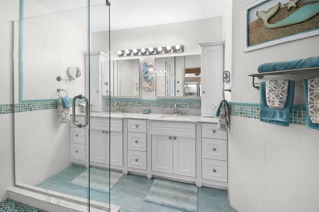 6040 SE Martinique Drive, Stuart, FL 34997