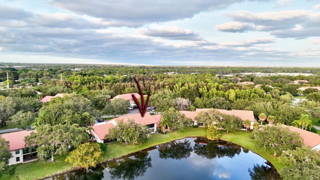 6040 SE Martinique Drive, Stuart, FL 34997