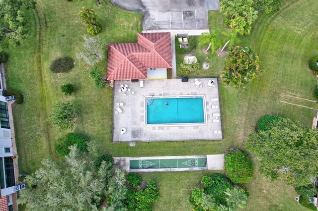 6040 SE Martinique Drive, Stuart, FL 34997