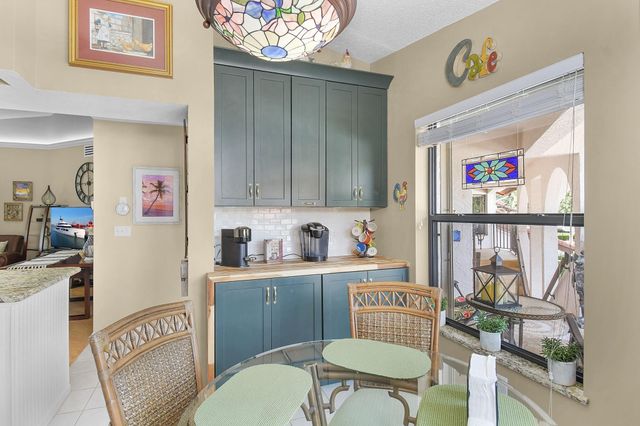 6040 SE Martinique Drive, Stuart, FL 34997