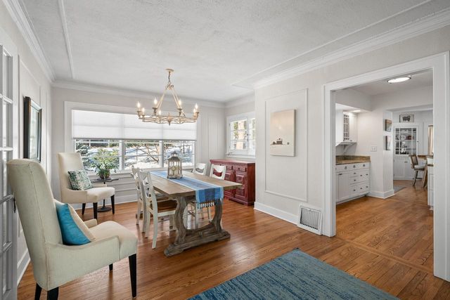 1076 Shabbona DRIVE, Fontana, WI 53125