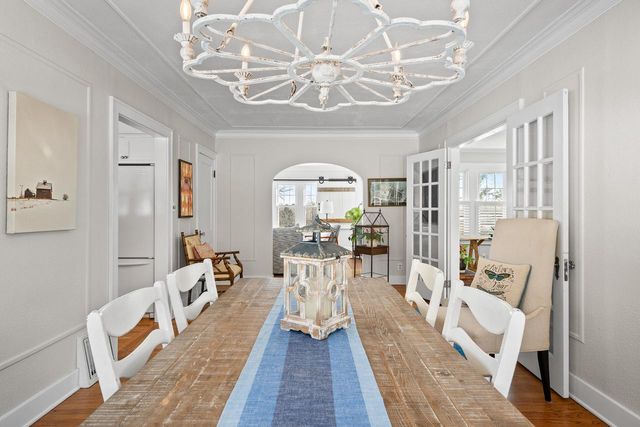 1076 Shabbona DRIVE, Fontana, WI 53125