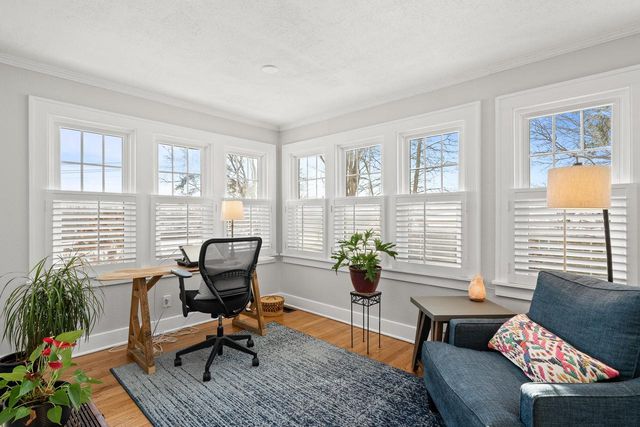 1076 Shabbona DRIVE, Fontana, WI 53125