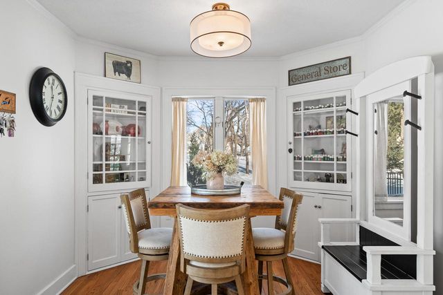 1076 Shabbona DRIVE, Fontana, WI 53125