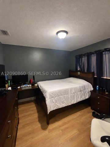 10665 SW 6 St, Miami, FL 33174