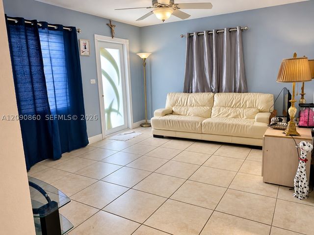 10665 SW 6 St, Miami, FL 33174