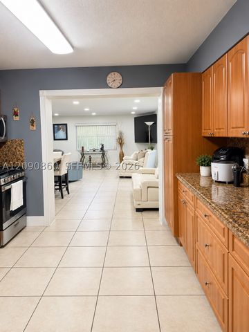 10665 SW 6 St, Miami, FL 33174