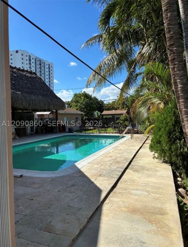 10665 SW 6 St, Miami, FL 33174