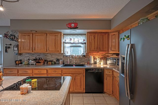 218 SLAUGHTER Road, Palatka, FL 32177