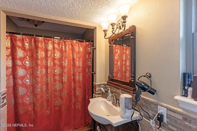 218 SLAUGHTER Road, Palatka, FL 32177