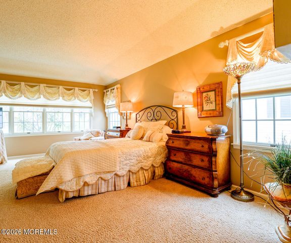 1 Leeds Lane, Jamesburg, NJ 08831
