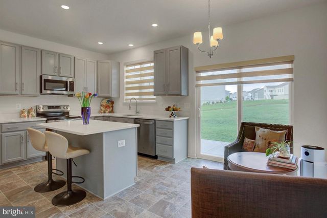 158 PLEASANT WATERS RD, Greencastle, PA 17225