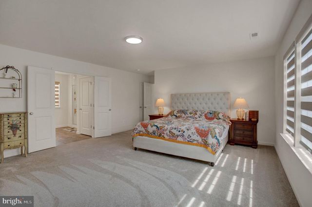 158 PLEASANT WATERS RD, Greencastle, PA 17225