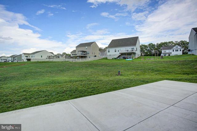 158 PLEASANT WATERS RD, Greencastle, PA 17225