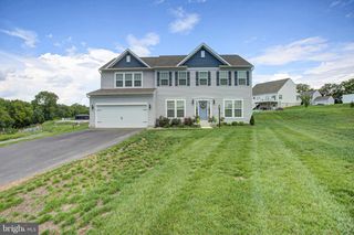 158 PLEASANT WATERS RD, Greencastle, PA 17225