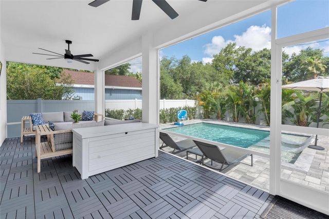 5451 2ND AVENUE S, St Petersburg, FL 33707