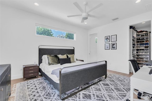 5451 2ND AVENUE S, St Petersburg, FL 33707
