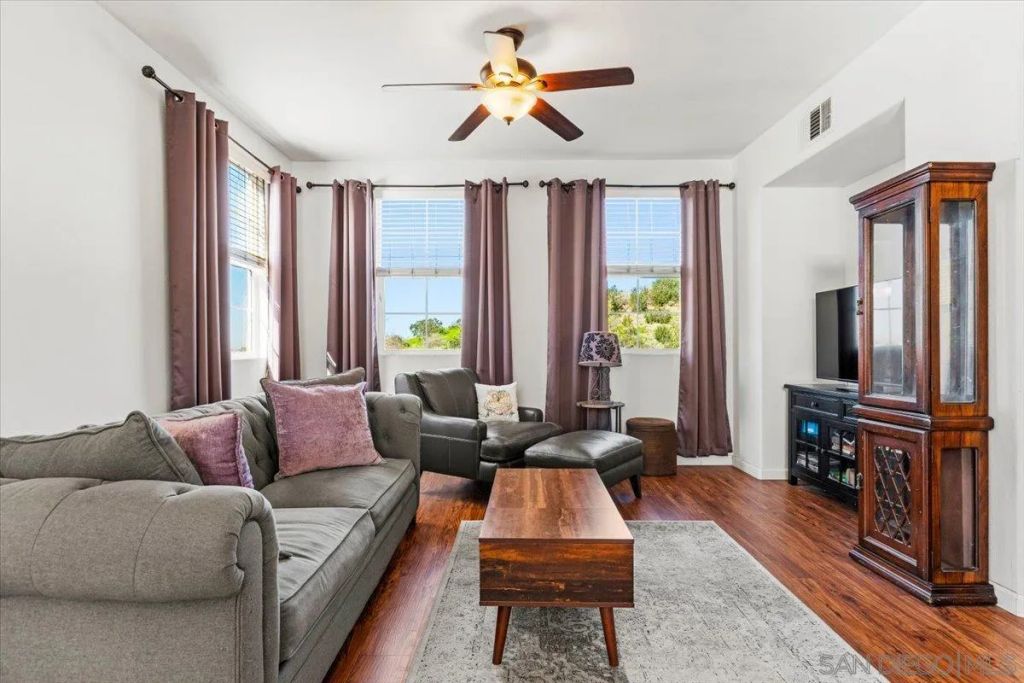 702 Portside Place, San Diego, CA 92154