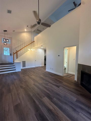 1011 Brodie ST 15, Austin, TX 78704