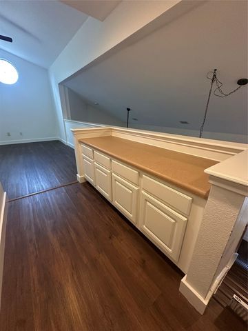 1011 Brodie ST 15, Austin, TX 78704