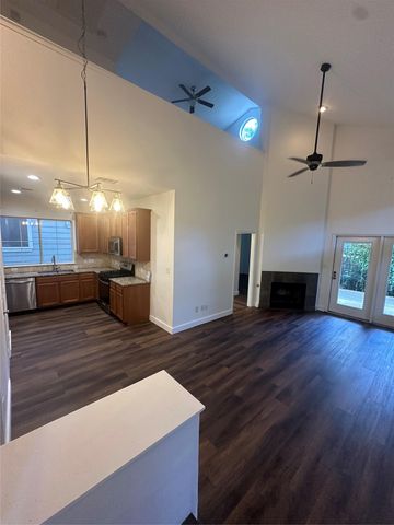 1011 Brodie ST 15, Austin, TX 78704
