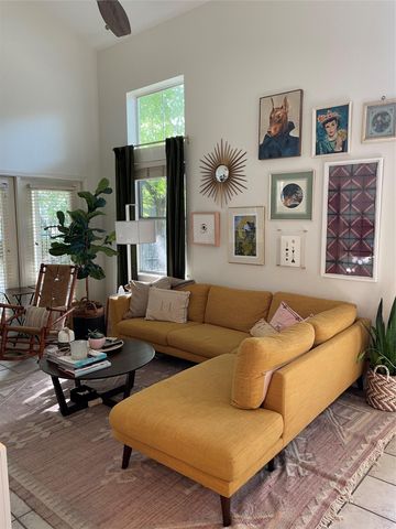 1011 Brodie ST 15, Austin, TX 78704