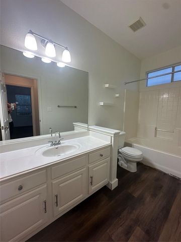 1011 Brodie ST 15, Austin, TX 78704